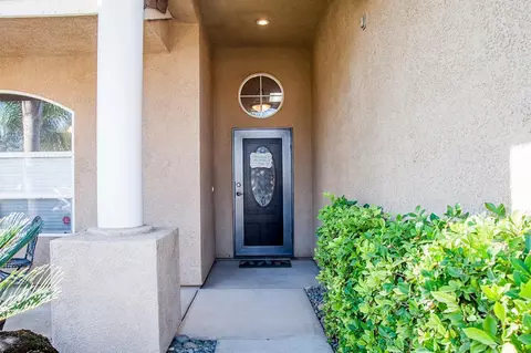 1219 E Mesa Ct, Visalia, CA 93292 photo 3
