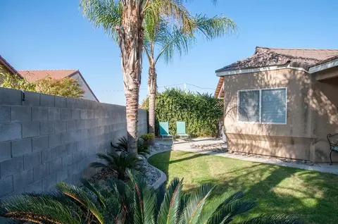 1219 E Mesa Ct, Visalia, CA 93292 photo 34