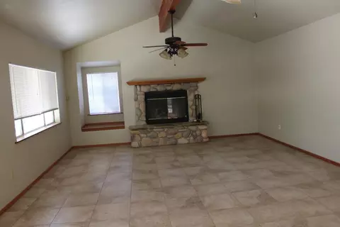 37795 Rio Vis, Springville, CA 93265 photo 4