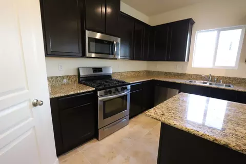 3728 E Cypress, Visalia, CA 93292 photo 11