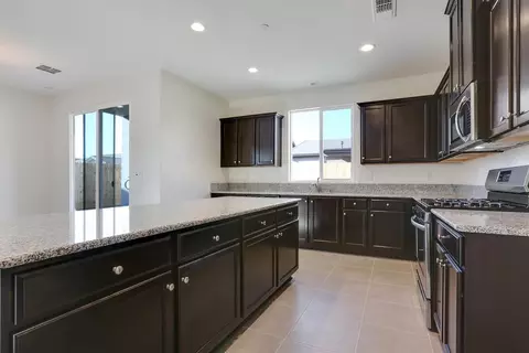 3052 Parks Ave, Tulare, CA 93274 photo 19