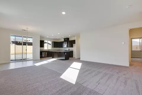 3052 Parks Ave, Tulare, CA 93274 photo 14
