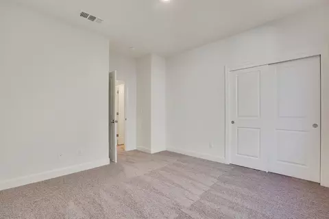 3052 Parks Ave, Tulare, CA 93274 photo 12