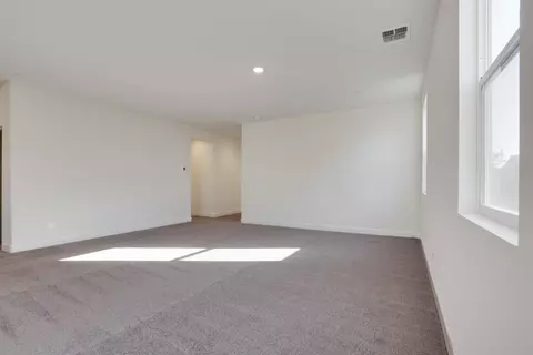 3052 Parks Ave, Tulare, CA 93274 photo 15
