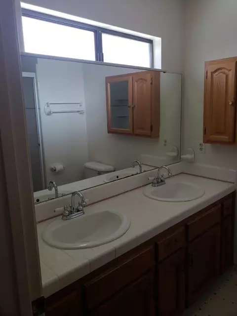 3105 W Beech, Visalia, CA 93277 photo 11