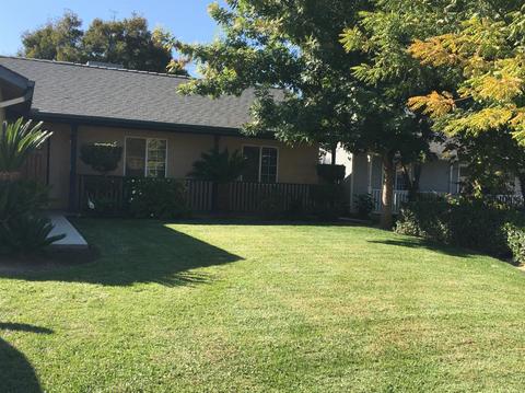 833 S Elverta St, Visalia, CA 93291 photo 2