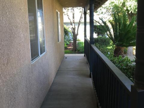 833 S Elverta St, Visalia, CA 93291 photo 4