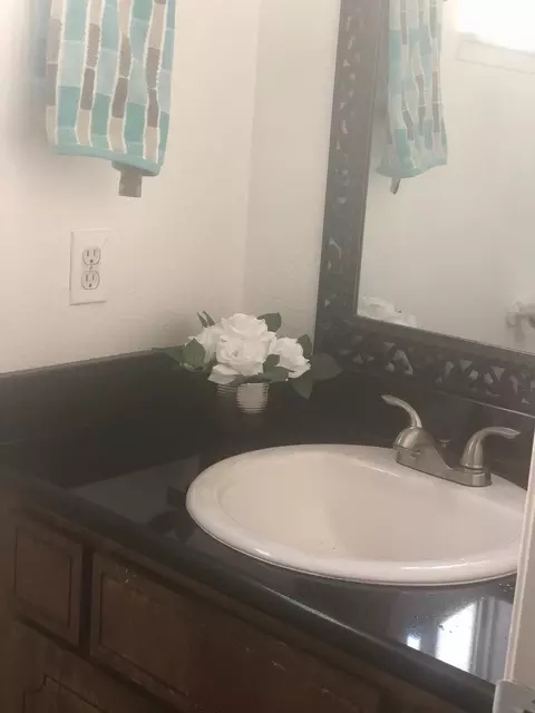 229 E Prospect Ave, Visalia, CA 93291 photo 11