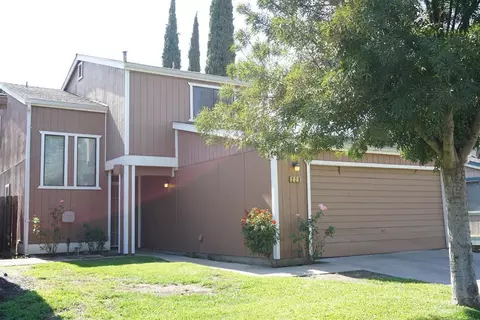 229 E Prospect Ave, Visalia, CA 93291 photo 3