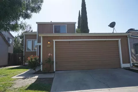 229 E Prospect Ave, Visalia, CA 93291 photo 1