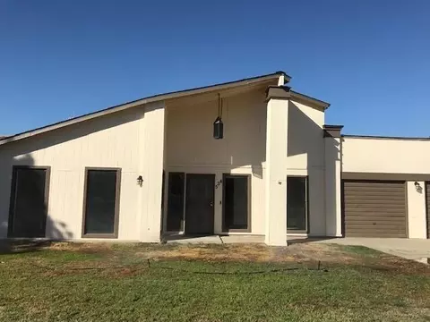 534 Ash St, Lemoore, CA 93245 photo 1