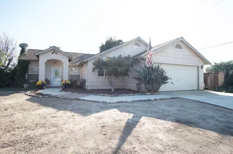 820 Woods Pl, Exeter, CA 93221 photo 1