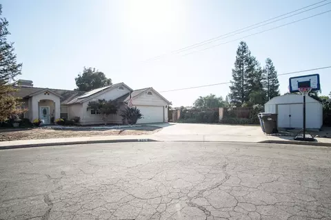 820 Woods Pl, Exeter, CA 93221 photo 2