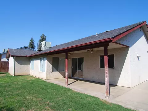 1464 Betty St, Exeter, CA 93221 photo 4