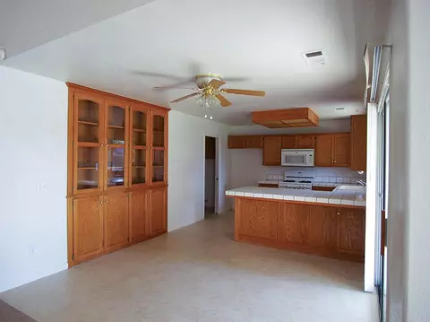 1464 Betty St, Exeter, CA 93221 photo 7