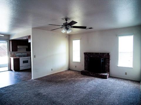 421 Beverly Pl, Exeter, CA 93221 photo 3