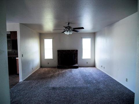 421 Beverly Pl, Exeter, CA 93221 photo 4