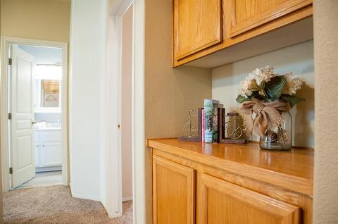 1432 E Parkview Ct, Visalia, CA 93292 photo 22