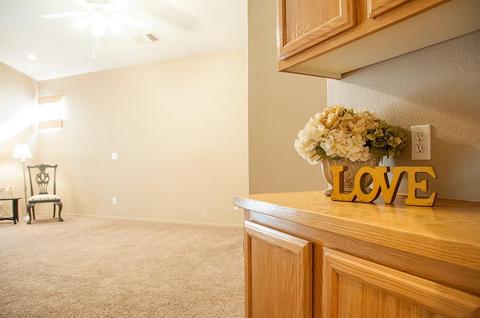 1432 E Parkview Ct, Visalia, CA 93292 photo 16
