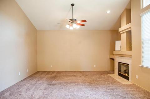 1432 E Parkview Ct, Visalia, CA 93292 photo 14