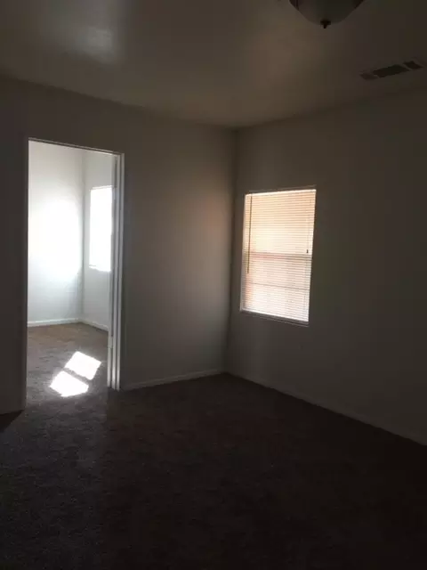 675 E Washington Ave, Earlimart, CA 93219 photo 14