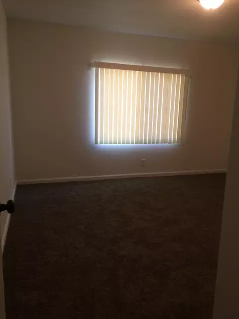 675 E Washington Ave, Earlimart, CA 93219 photo 17