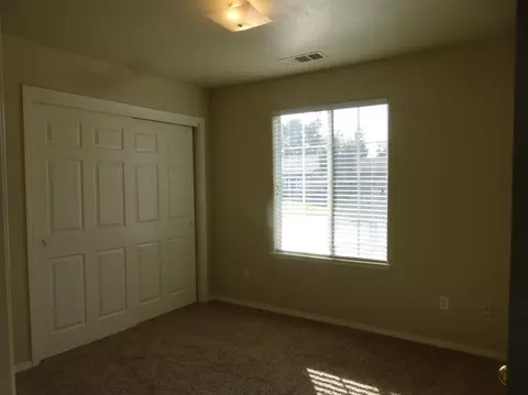 1806 Evergreen Ct, Visalia, CA 93292 photo 19