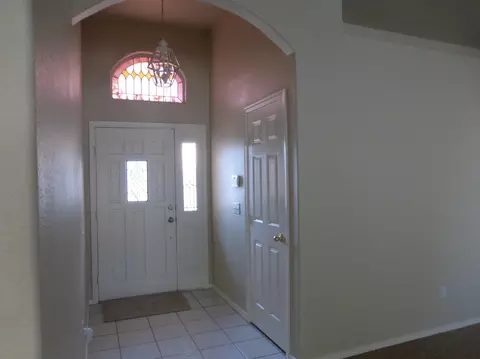 1806 Evergreen Ct, Visalia, CA 93292 photo 3