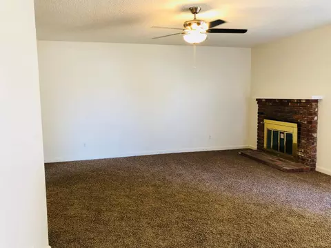 3229 E Laurel Ave, Visalia, CA 93292 photo 5
