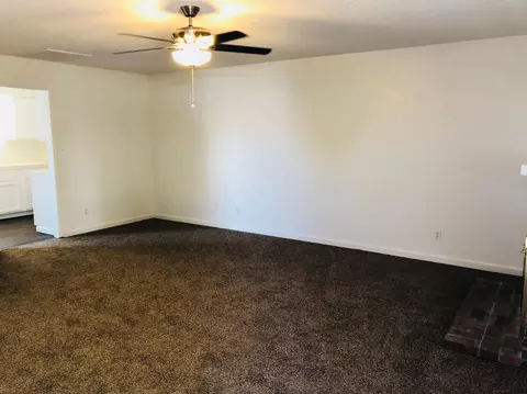 3229 E Laurel Ave, Visalia, CA 93292 photo 4