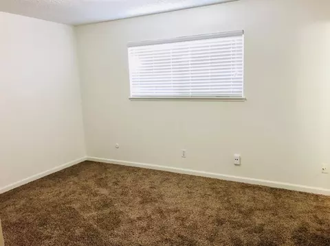 3229 E Laurel Ave, Visalia, CA 93292 photo 17