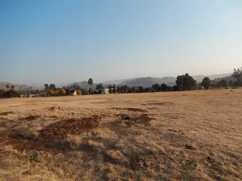 30216 Sierra Sunrise Dr, Exeter, CA 93221 photo 3