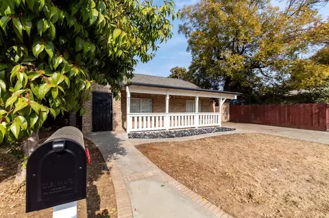 317 W Palm St, Exeter, CA 93221 photo 3