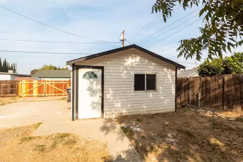 317 W Palm St, Exeter, CA 93221 photo 13