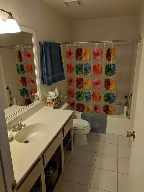 1822 E Vine Ave, Visalia, CA 93292 photo 5