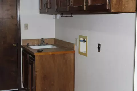 1015 W Evans, Visalia, CA 93277 photo 25