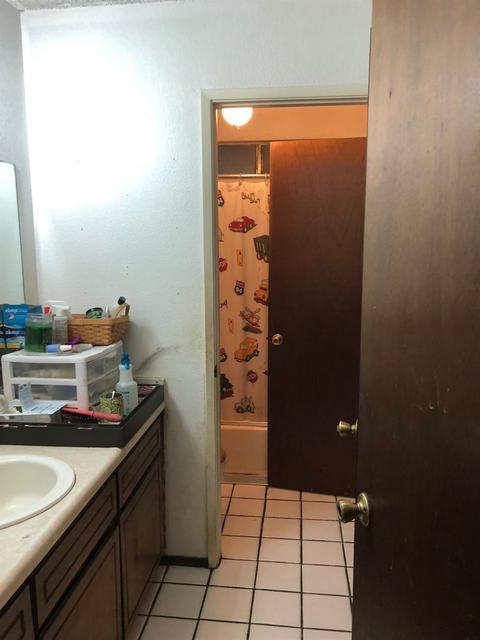 1340 E Laurel, Tulare, CA 93274 photo 6