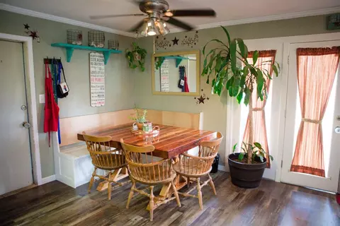 2320 E Sunset Ave, Tulare, CA 93274 photo 5