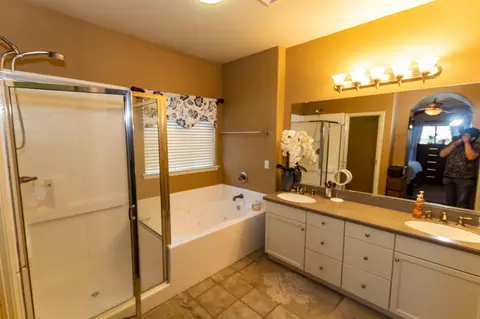 1318 National Dr, Lemoore, CA 93245 photo 47