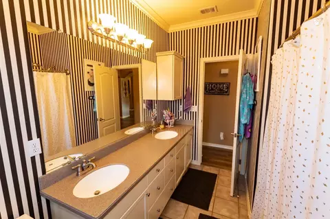 1318 National Dr, Lemoore, CA 93245 photo 55