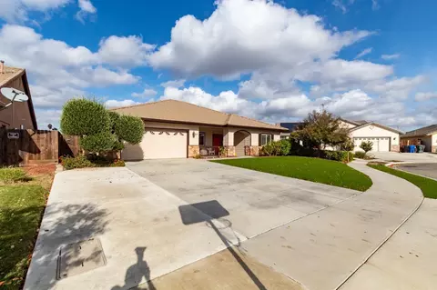 1318 National Dr, Lemoore, CA 93245 photo 8