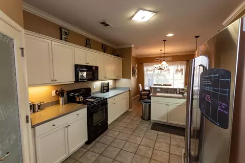1318 National Dr, Lemoore, CA 93245 photo 16