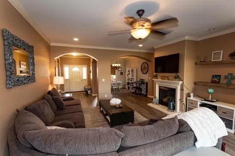 1318 National Dr, Lemoore, CA 93245 photo 13