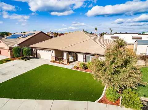 1318 National Dr, Lemoore, CA 93245 photo 3