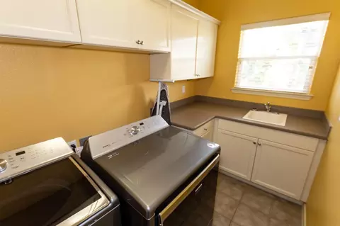 1318 National Dr, Lemoore, CA 93245 photo 22