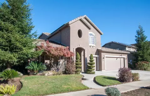 3081 Holland Ave, Clovis, CA 93619 photo 2