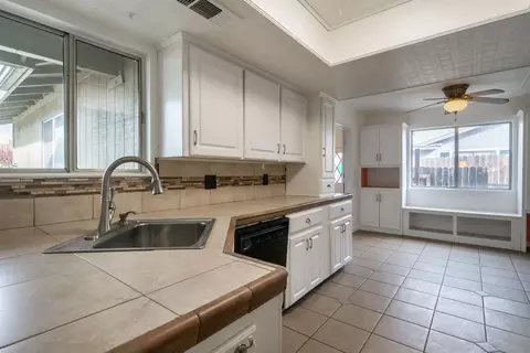 1412 Joyce Pl, Exeter, CA 93221 photo 12