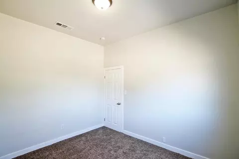 330 E Cameron St, Hanford, CA 93230 photo 24