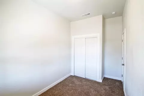 330 E Cameron St, Hanford, CA 93230 photo 20