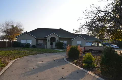 10855 E Nebraska Ave, Selma, CA 93662 photo 1